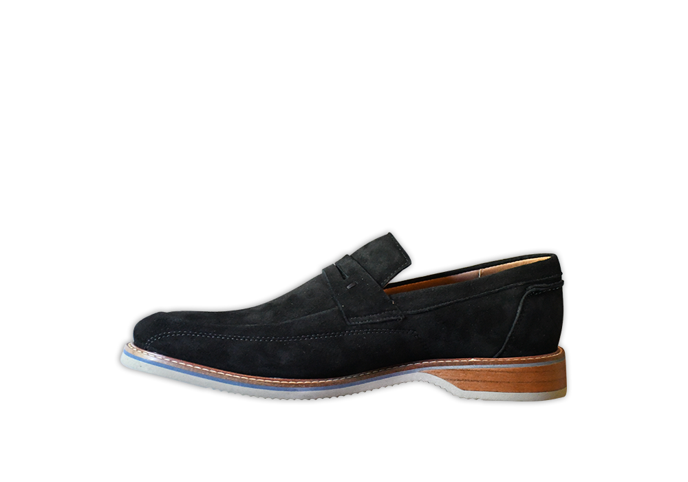 Front angle of the Artelio Amalfi black suede penny loafer with flexible layered sole