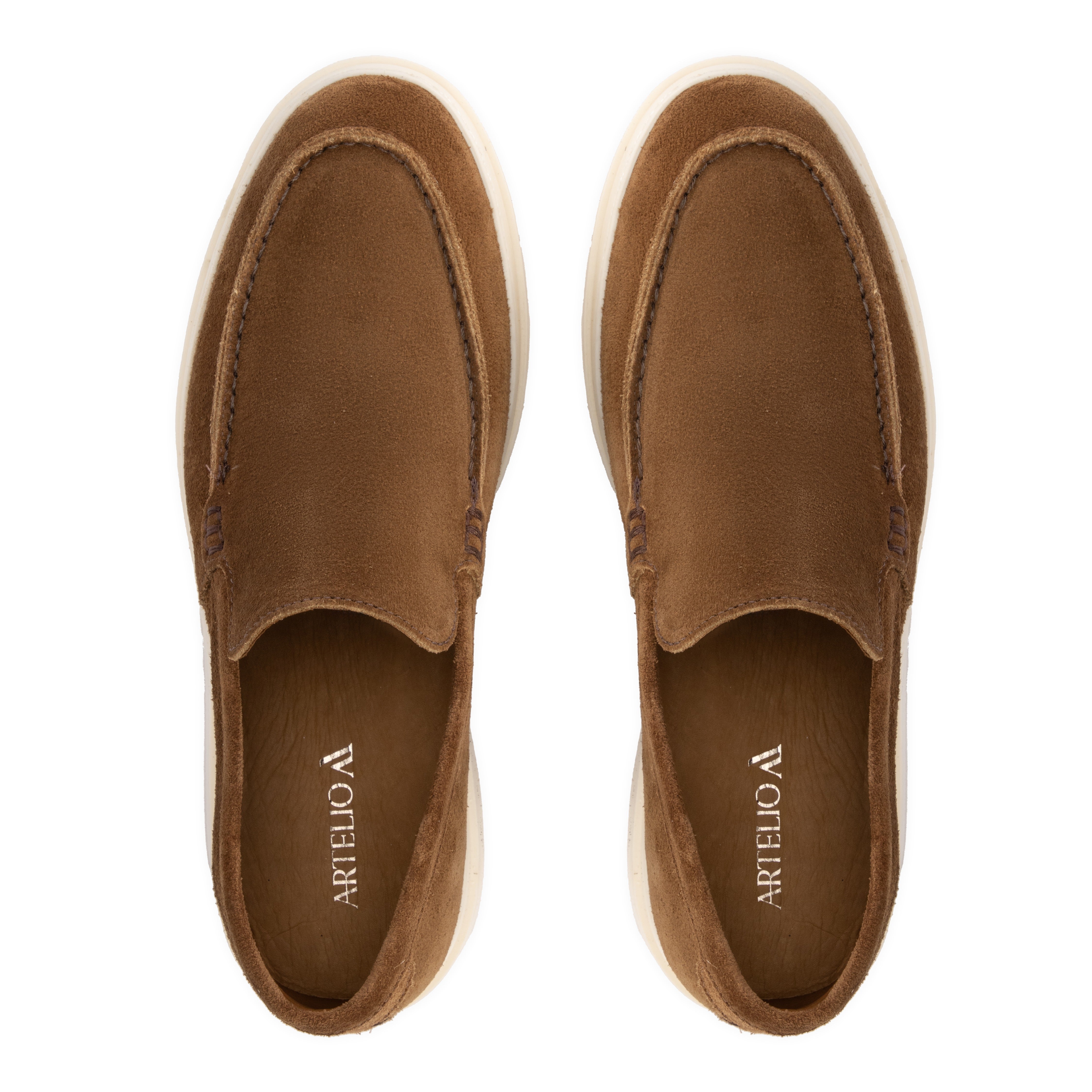 Top view of the Artelio Deck Rio tobacco suede loafer with sheepskin leather lining and rounded toe