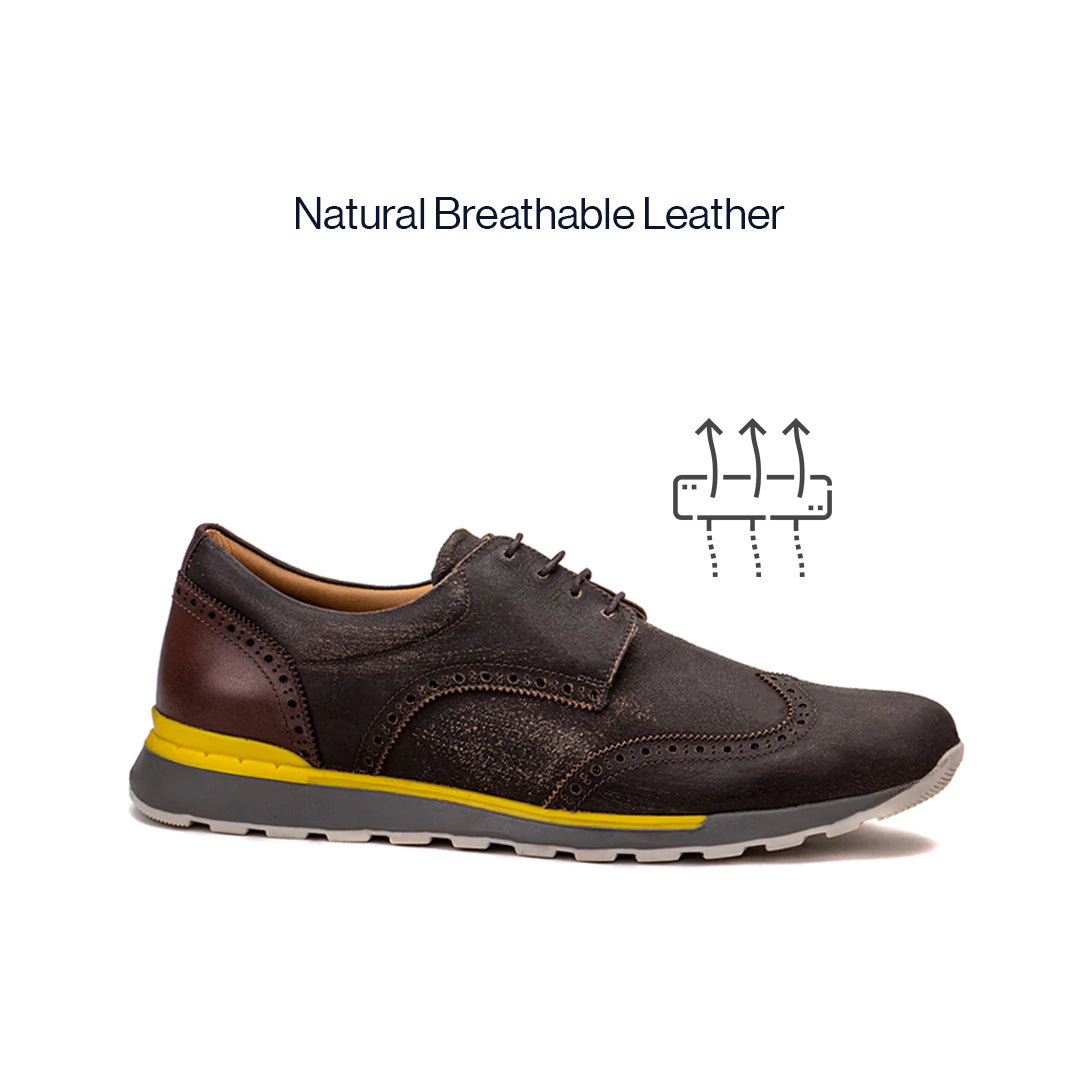 Side profile of the Artelio Neapolitan brushed tobacco leather wingtip brogue shoe showing the leather upper and flexible sole