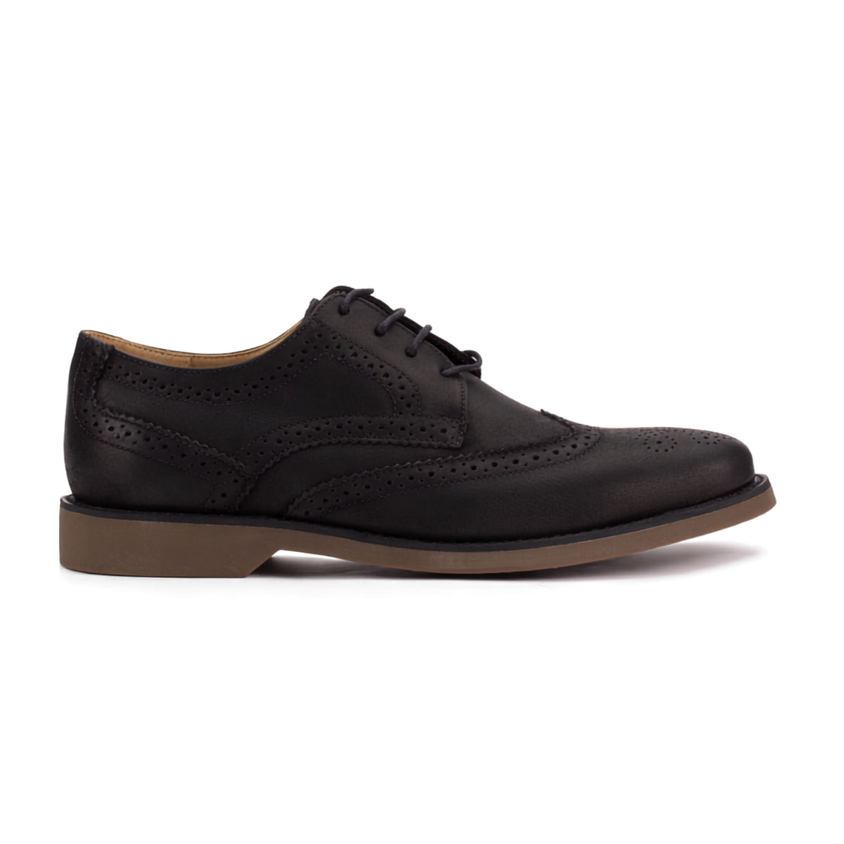 Side profile of the Artelio Santiago classic black leather wingtip derby showing wingtip brogue detail