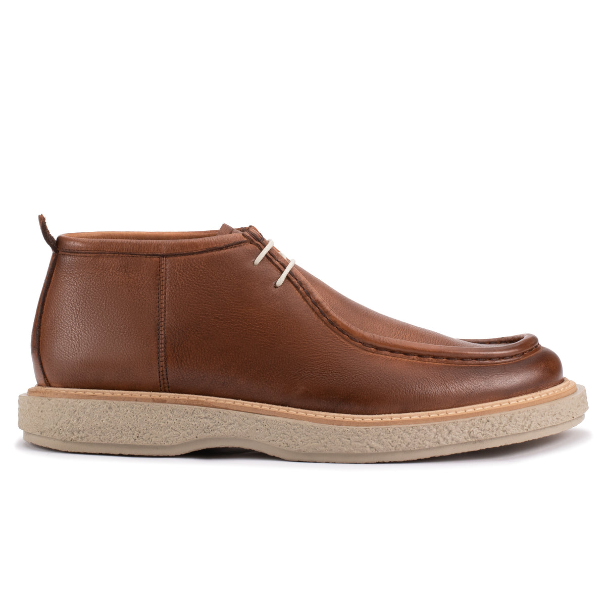 Side profile of the Artelio Volare whisky leather chukka boot with stitched toe detail and lightweight cushioned sole