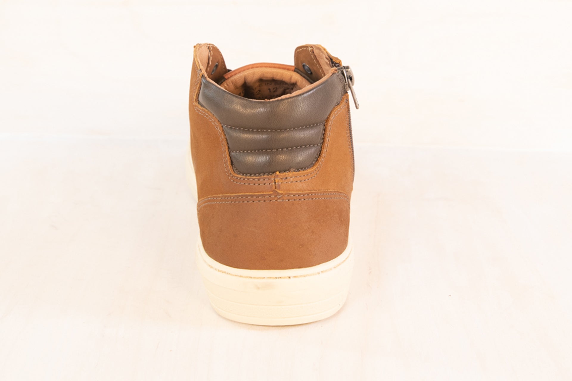 rear profile of the Artelio Campinas distressed cognac leather high-top sneaker boot showing the high-top leather upper